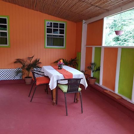 Salz Cozy Inn Розо Екстериор снимка