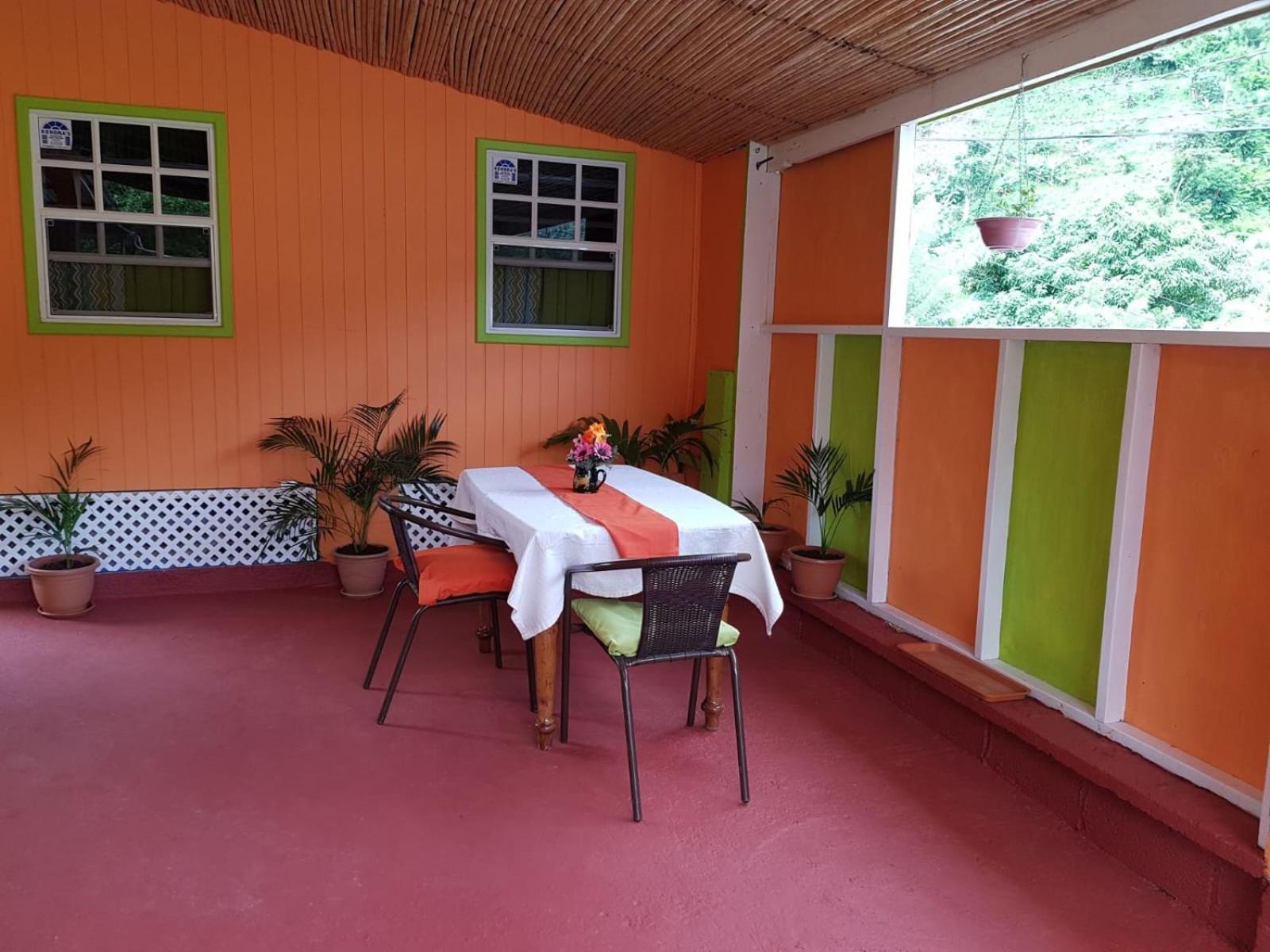 Salz Cozy Inn Розо Екстериор снимка